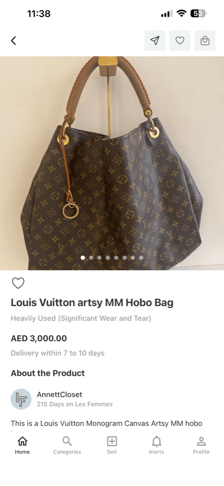 Product page for a Louis Vuitton Artsy MM hobo bag at AED 3,000, with condition, delivery window and the seller's history on the platform